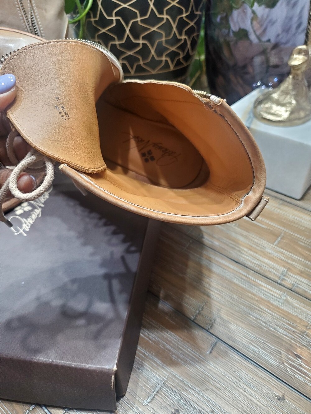 Stylish Tan Leather Ankle Boots - Picture 8 of 11